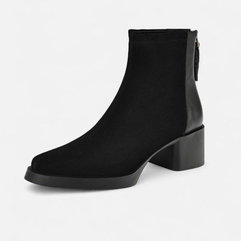Bota de Cano Curto em Couro Suede para Mulheres – Bico Quadrado e Salto Médio Preto