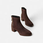 Bota de Cano Curto em Couro Suede para Mulheres – Bico Quadrado e Salto Médio