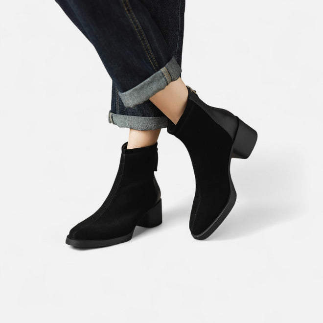 Bota de Cano Curto em Couro Suede para Mulheres – Bico Quadrado e Salto Médio