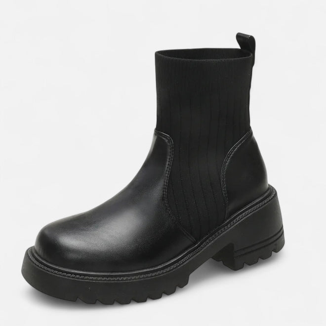Botas de Cano Curto Slip-On Modernas para Mulheres Preto