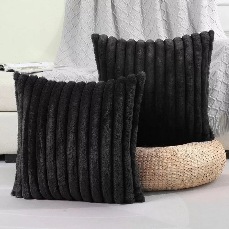 Capa Decorativa Super Macia para Almofada Preto