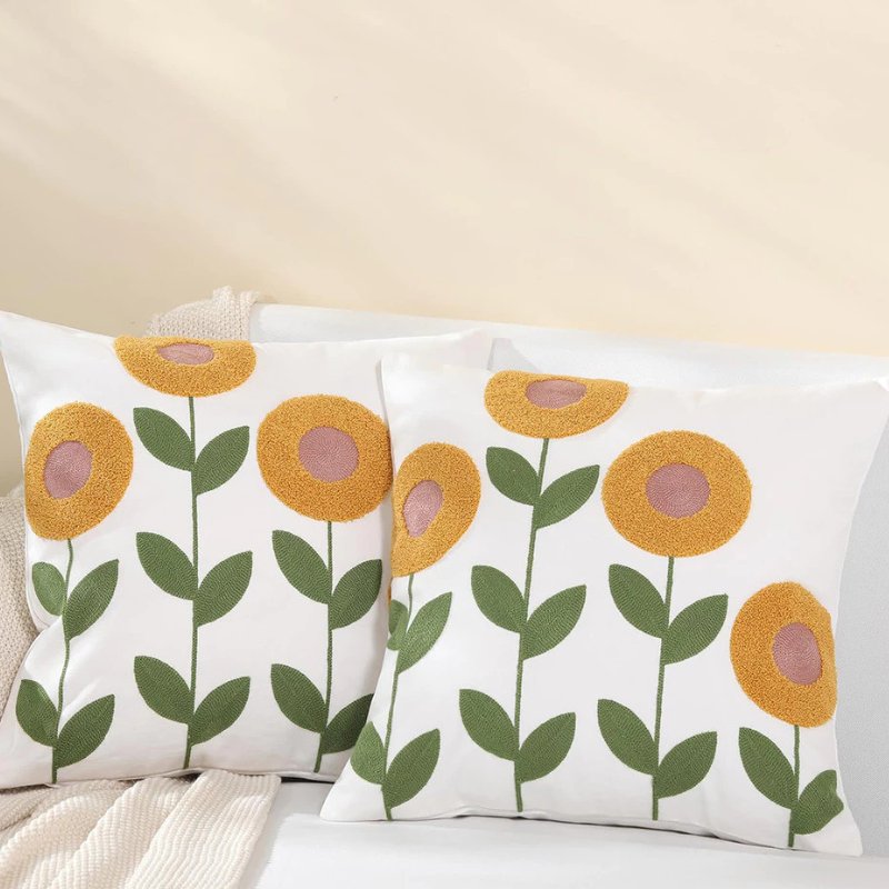 Capa de Almofada Girassol com Bordado em Alto-Relevo - Conjunto com 4 Unidades