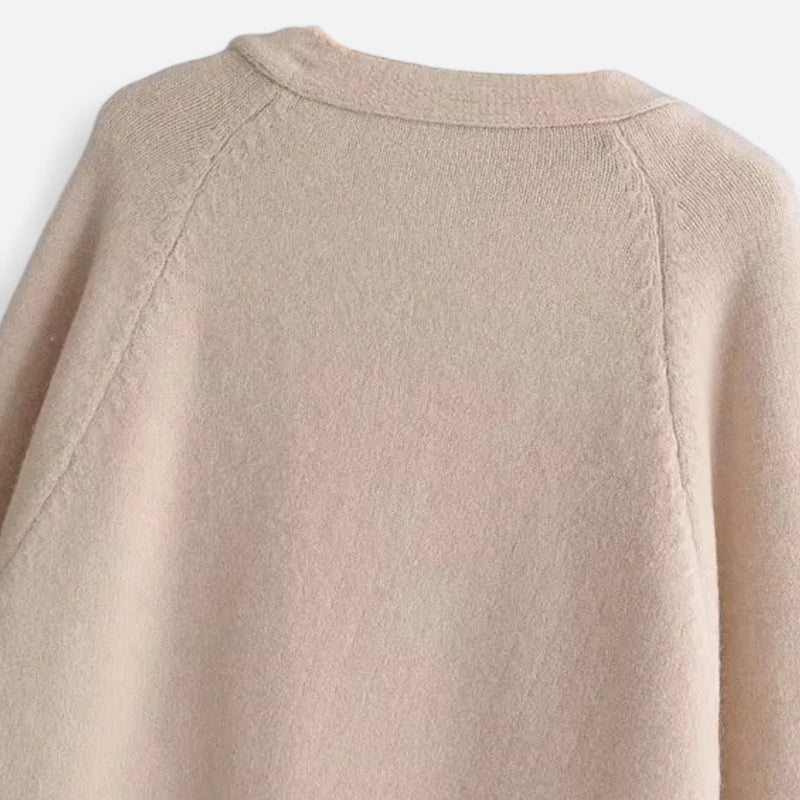 Cardigan Feminino de Tricô Grosso com Decote em V para o Outono