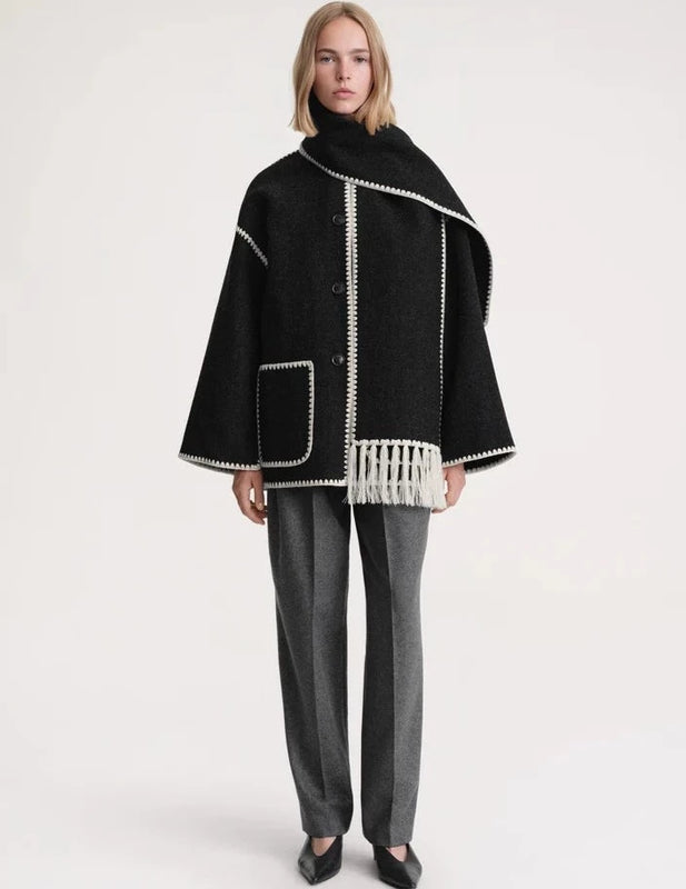 Casaco cachecol bordado Black and White | Faetton &Co.