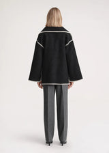 Casaco cachecol bordado Black and White | Faetton &Co.