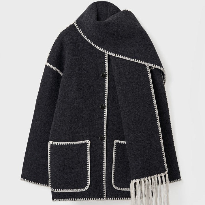 Casaco cachecol bordado Black and White | Faetton &Co.