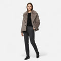 Casaco de Pele Sintética Feminino – Elegância de Rua no Inverno