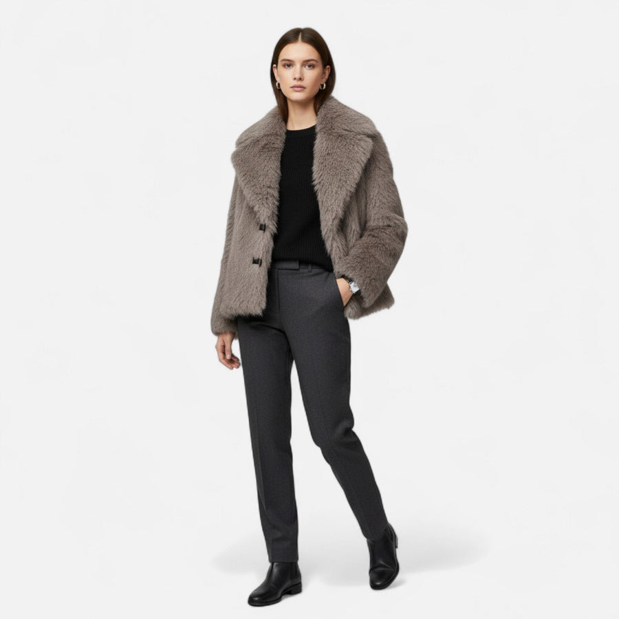 Casaco de Pele Sintética Feminino – Elegância de Rua no Inverno
