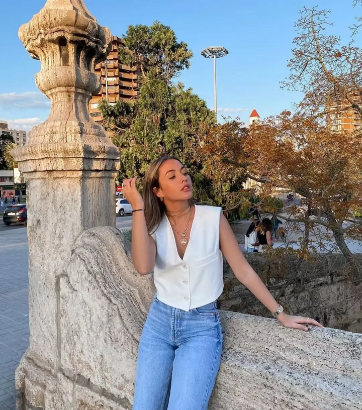 Colete feminino Branco com botões