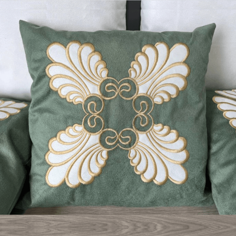 Conjunto com 5 Capas de Almofada Bordadas 45x45cm