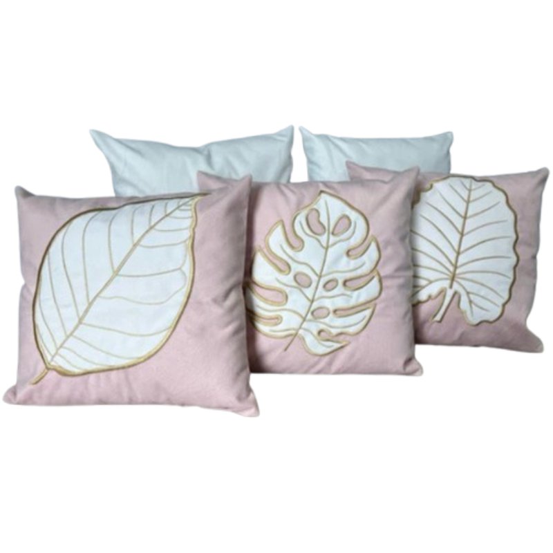 Conjunto com 5 Capas de Almofada Bordadas no Estilo Boho Chic Rosa e bege