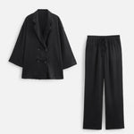 Conjunto de Blazer e Calças Amassadas Feminino – Elegância Escultural para o Outono Preto