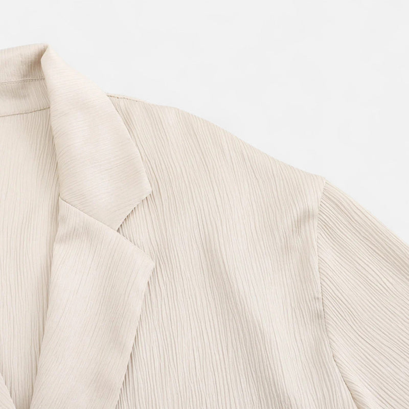 Conjunto de Blazer e Calças Amassadas Feminino – Elegância Escultural para o Outono