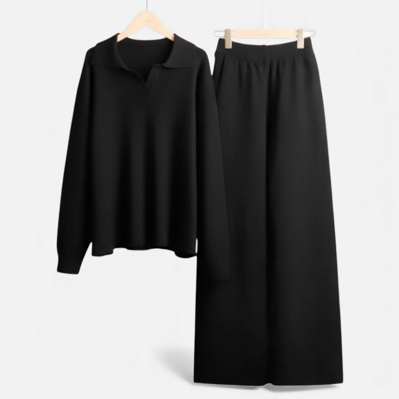 Conjunto de Lounge em Toque de Cashmere para Mulheres com Elegante Detalhe em Tricô Preto