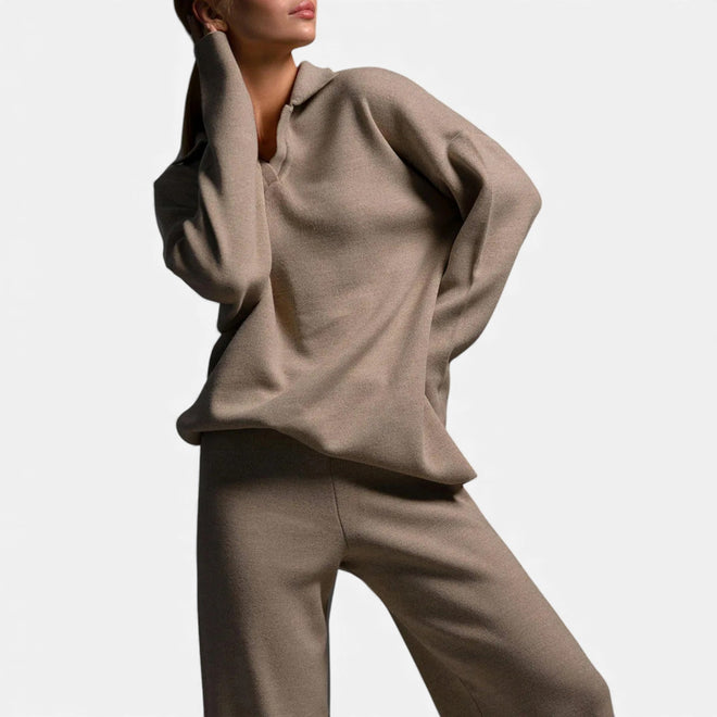 Conjunto de Lounge em Toque de Cashmere para Mulheres com Elegante Detalhe em Tricô