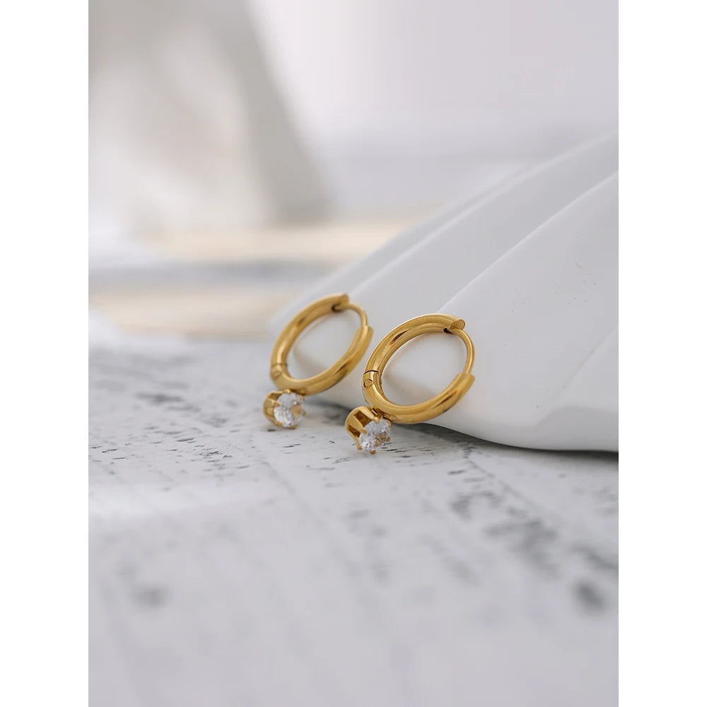 Brinco de Argola Minimalista com Zircônia