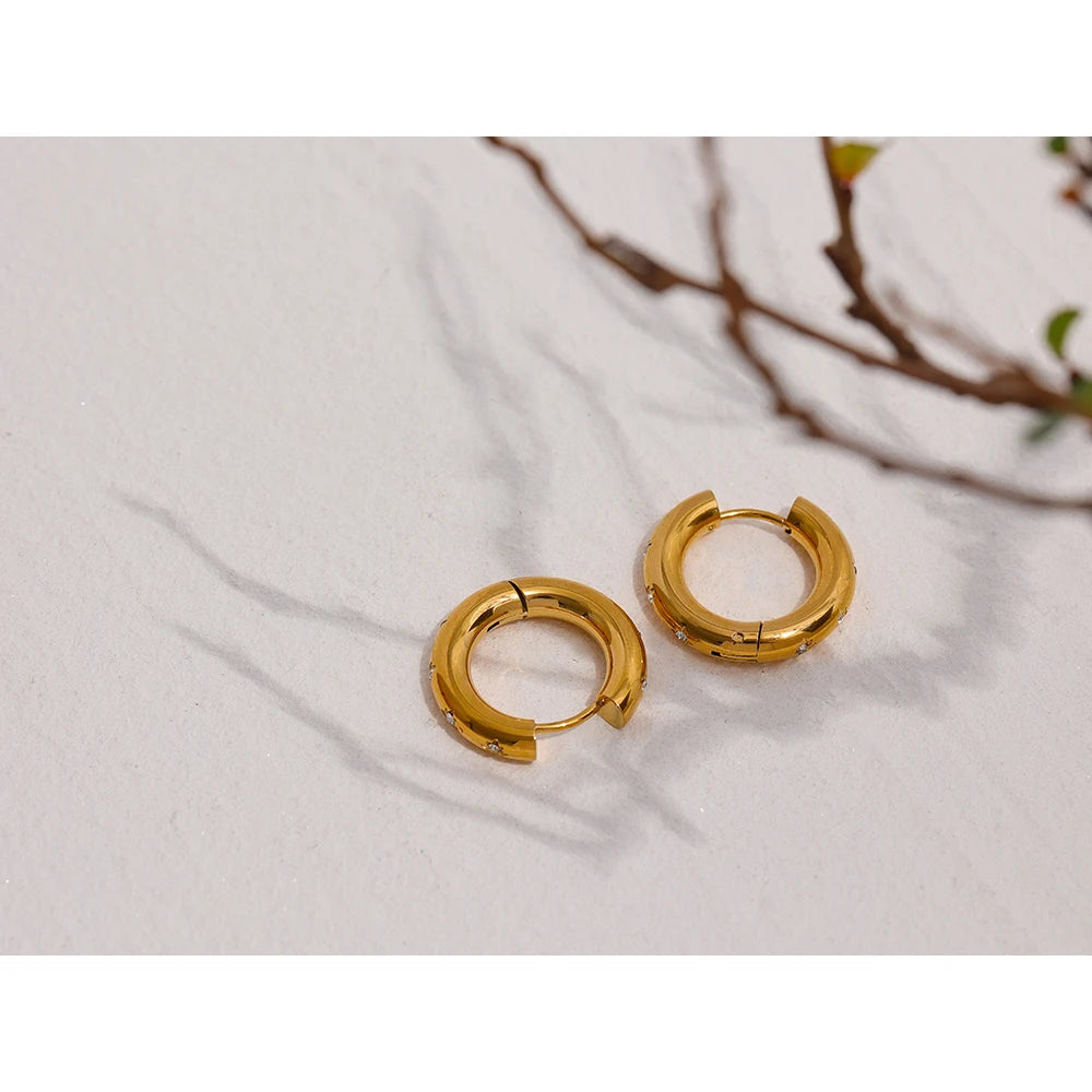 Brinco de Argola Estrela com Zircônia Texturizado