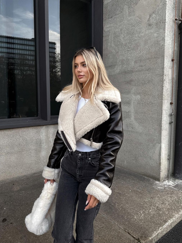Jaqueta Cropped De Couro | Faetton &Co.