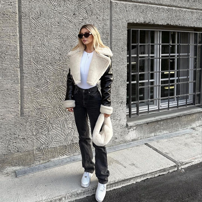 Jaqueta Cropped De Couro | Faetton &Co.