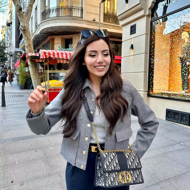 Jaqueta Curta Feminina Beckham Em algodão | Faetton &Co.