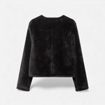 Jaqueta Feminina de Botão Toggle em Pelo Sintético