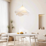 Luminária Pendente: A Luz da Tranquilidade