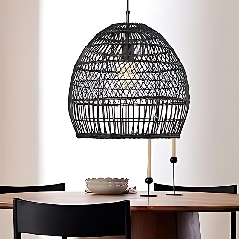 Luminária Pendente em Rattan com Design de Cloche