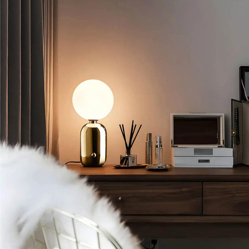 Luminária de Mesa Esmaltada em Metal, Vidro e Alumínio - Estilo Moderno Velluto