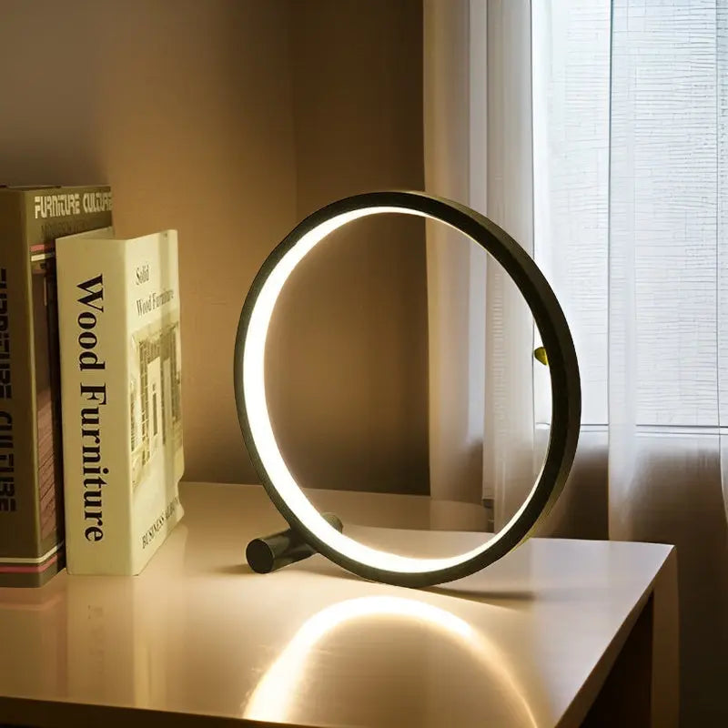 Luminária de Mesa LED Regulável com Design Minimalista - Iluminação Sofisticada para Cômodos e Estúdios