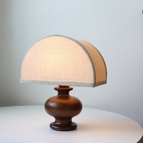 Luminária de Mesa Vintage em Madeira Estilo Wabi-Sabi | Abajur de Tecido Elegante para Quarto