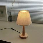 Luminária de Mesa de Madeira Sólida em Estilo Nórdico