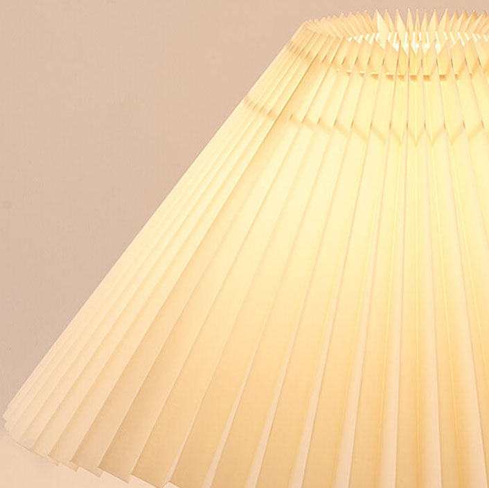 Luminária de Mesa em Madeira com Design Plissado Japonês LED