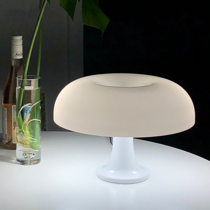 Luminária de mesa Cogumelo Panthella Moderna Branco