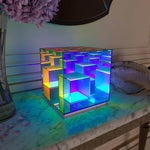 Luminária de mesa Cubo Mágico em Acrílico RGB Grande 5V