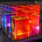 Luminária de mesa Cubo Mágico em Acrílico RGB