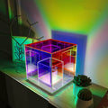 Luminária de mesa Cubo Mágico em Acrílico RGB