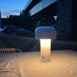 Luminária de mesa Dimerizável e Portátil - Recarregável via USB com Controle Touch para Cabeceira