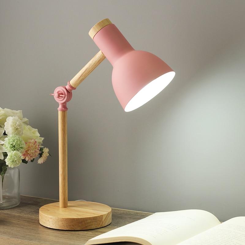 Luminária de mesa Escandinava NordicGlow em Madeira | Abajur LED Contemporâneo Rosa