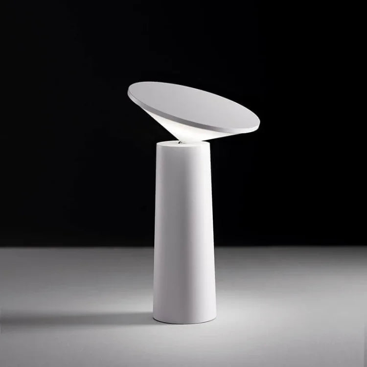Luminária de mesa Flexível – Abajur LED Ajustável com Carregamento via USB-C Branco