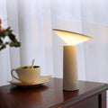 Luminária de mesa Flexível – Abajur LED Ajustável com Carregamento via USB-C