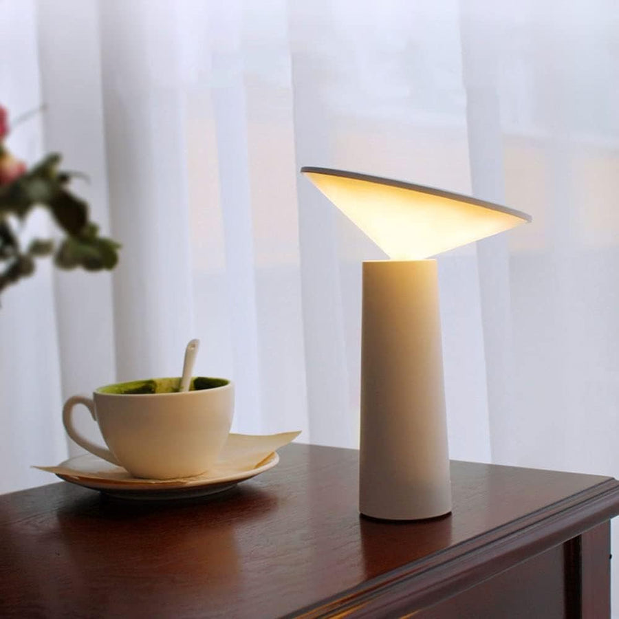 Luminária de mesa Flexível – Abajur LED Ajustável com Carregamento via USB-C