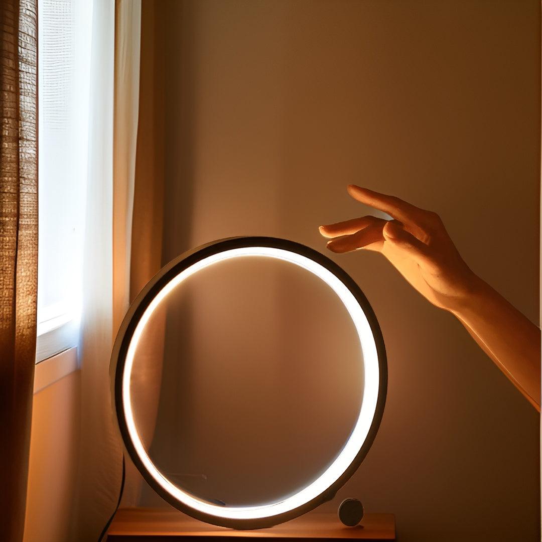 Luminária de mesa HaloLite com Controle Sensível ao Toque e Carregamento USB