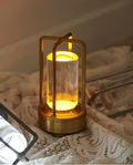 Luminária de mesa Moderna Nórdica Sem Fio em Metal - Recarregável, LED com Controle Touch e Função Dimerizável, Perfeita para Quarto, Casa e Espaços Exteriores - Ideal para Iluminação Noturna em Restaurantes e Uso Residencial Dourado
