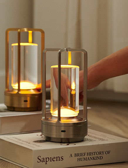 Luminária de mesa Moderna Nórdica Sem Fio em Metal - Recarregável, LED com Controle Touch e Função Dimerizável, Perfeita para Quarto, Casa e Espaços Exteriores - Ideal para Iluminação Noturna em Restaurantes e Uso Residencial Prata