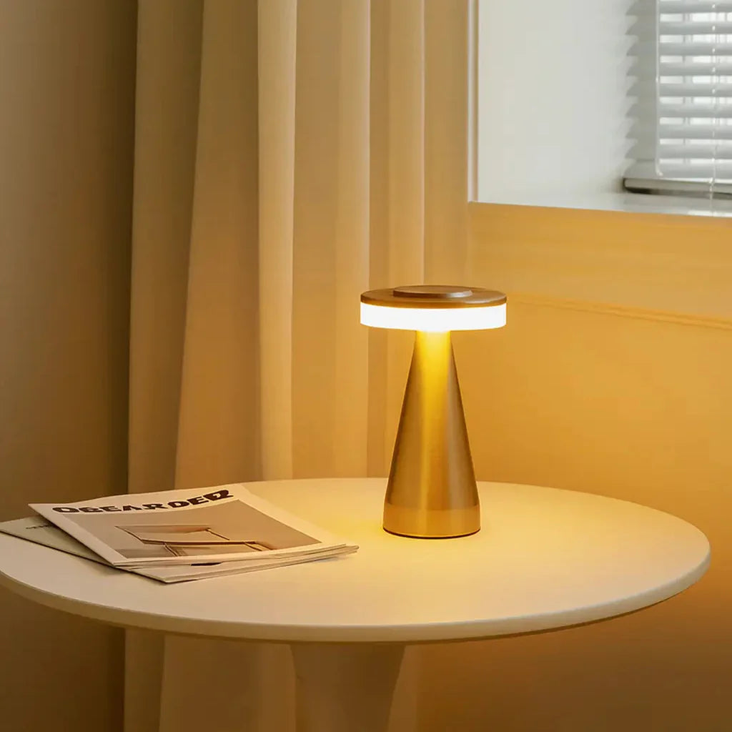 Luminária de mesa Moderna em Formato de Cogumelo – Abajur LED Elegante com Intensidade de Luz Ajustável