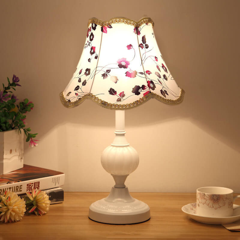 Luminária de mesa Nórdica Vintage | Abajur Sofisticado para Cabeceira 12