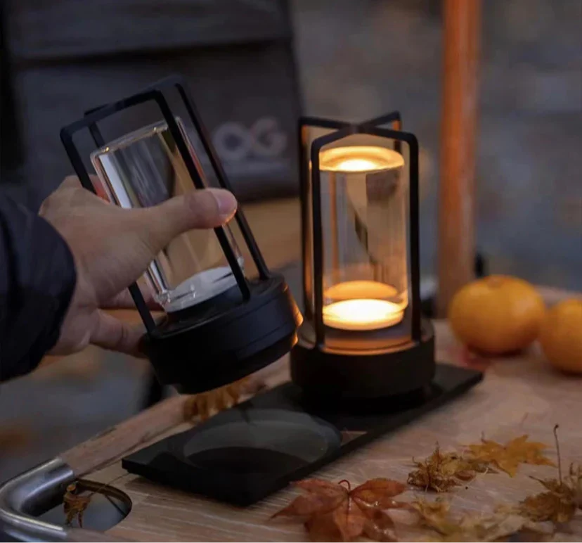 Luminária de mesa Recarregável e Portátil LED com Toque – Ideal para Quarto e Sala de Estar