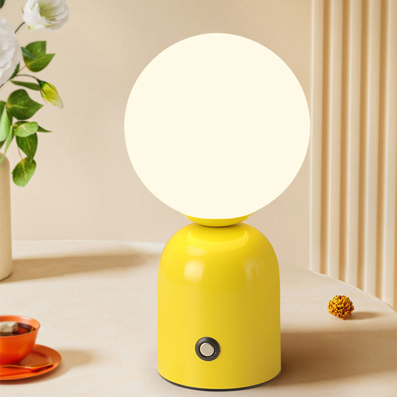 Luminária de mesa Redonda em Acrílico LED Estilo Escandinavo com Conexão USB para Quarto