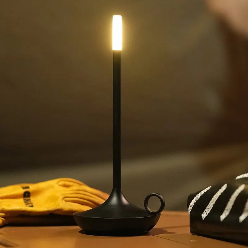 Luminária de mesa Táctil em Forma de Vela Recarregável - Perfeita para Camping, Escritórios, Cafés, Restaurantes e Muito Mais - Luz LED Duradoura com 3 Intensidades de Iluminação