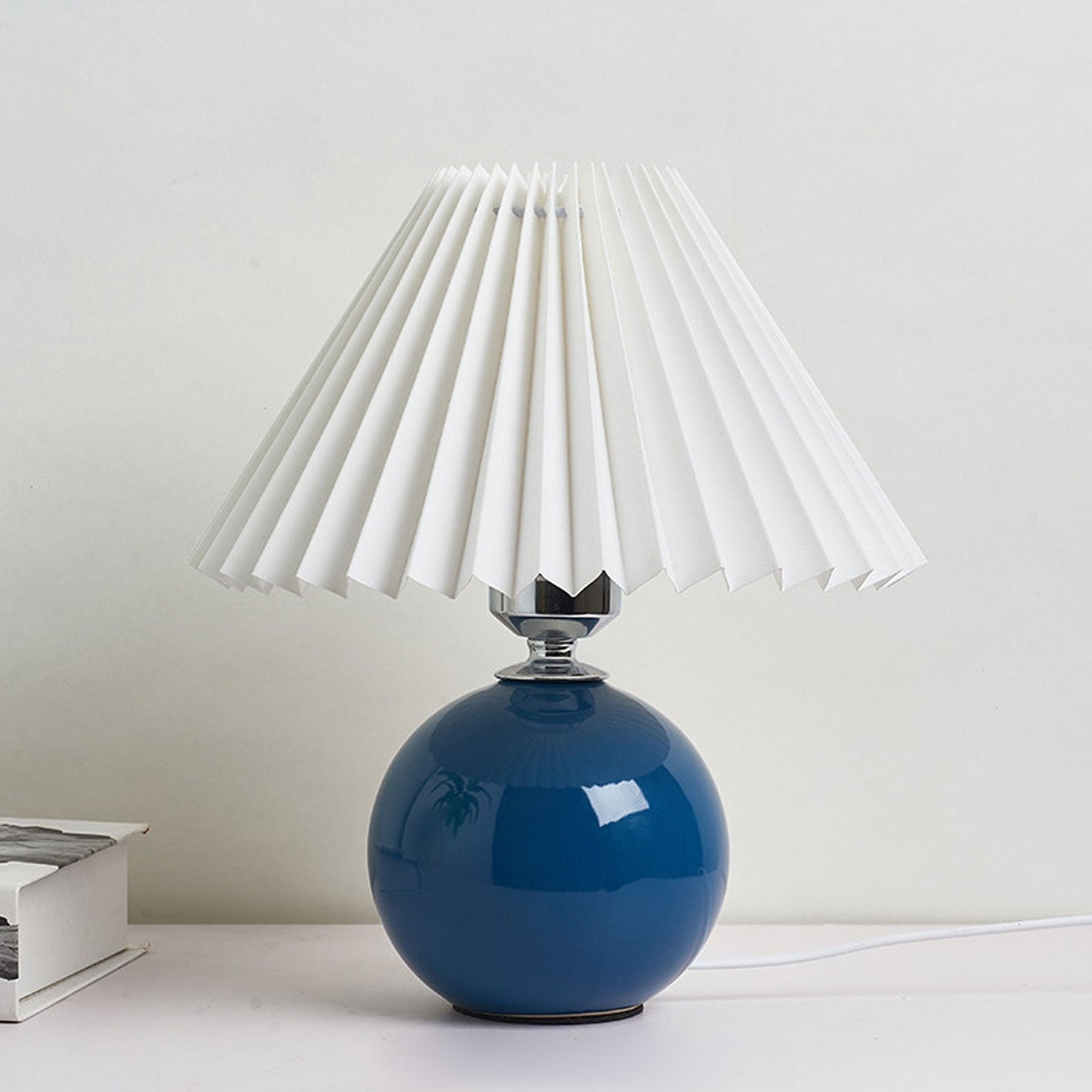 Luminária de mesa em cerâmica plissada estilo nórdico Azul Branco Interruptor de Botão